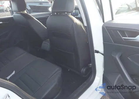 2024 Volkswagen Jetta 1.5T Se from USA, damaged, VIN 3VW7M7BUXRM023269